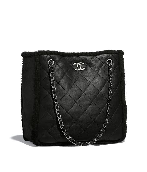 chanel handbag website.